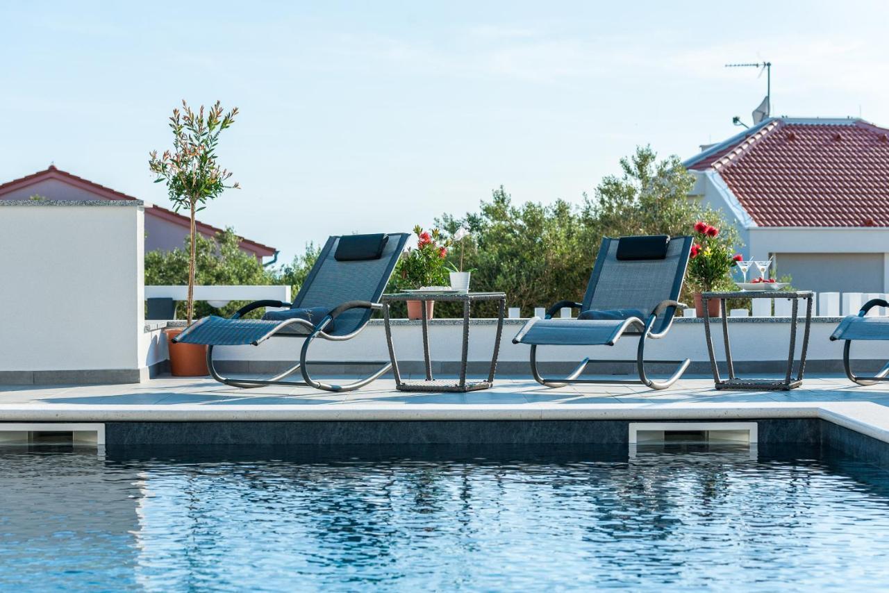 Apartment Magnifica With Pool *