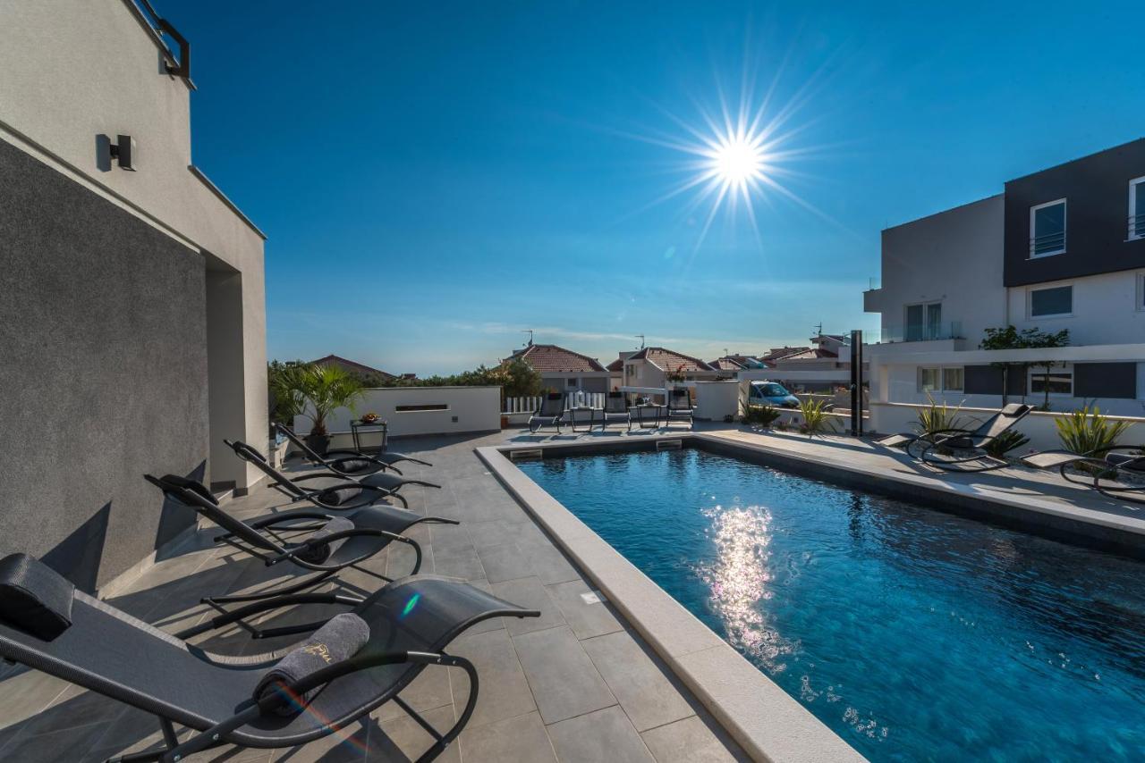 Magnifica With Pool
