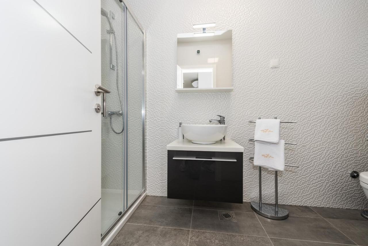 Magnifica With Pool Apartament Novalja