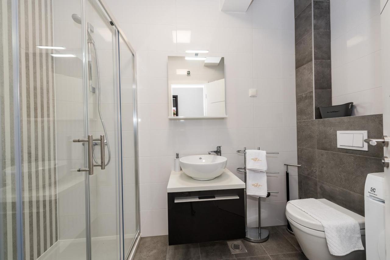 Magnifica With Pool Apartament *